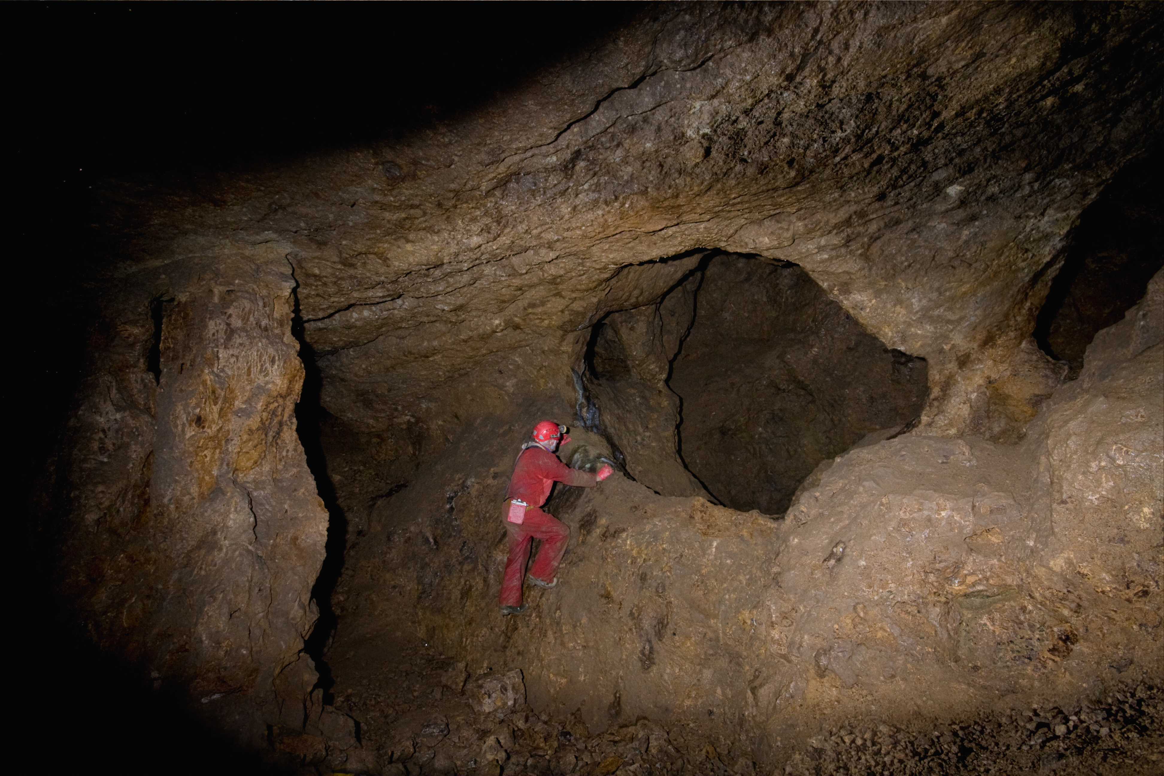 Brian exploring pinnacle chamber 2